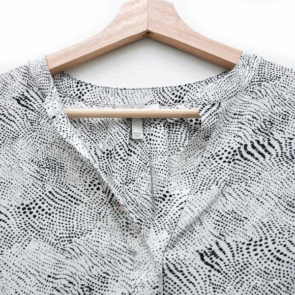 Joie 100% Silk V Neck Dotted Blouse - Picture 4 of 9